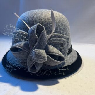 Chapeau gris
