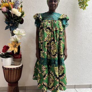 Robe verte-jaune avec foulard